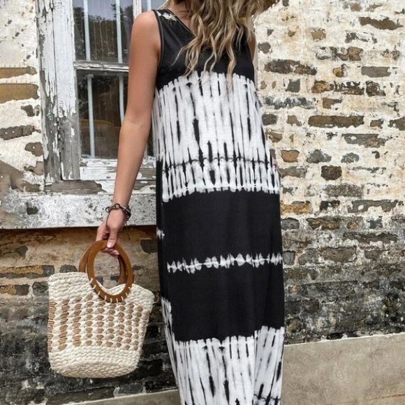 Tank Top Tie Dye Maxi dress with Pockets - Picture 2 of 6